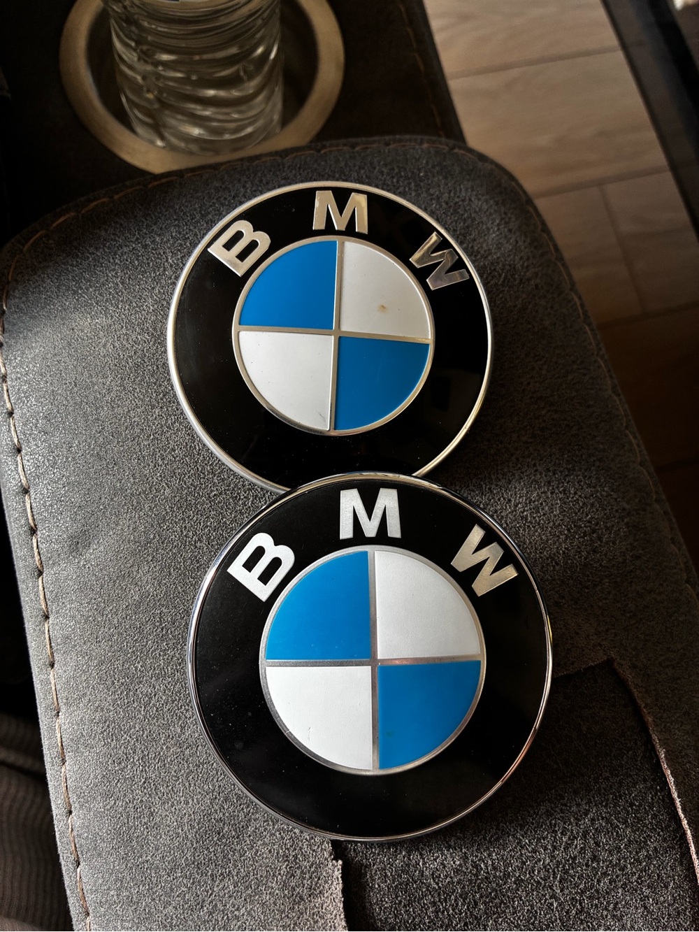 Genuine OEM BMW Emblem Hood / Trunk Roundel Set (2007-2008)